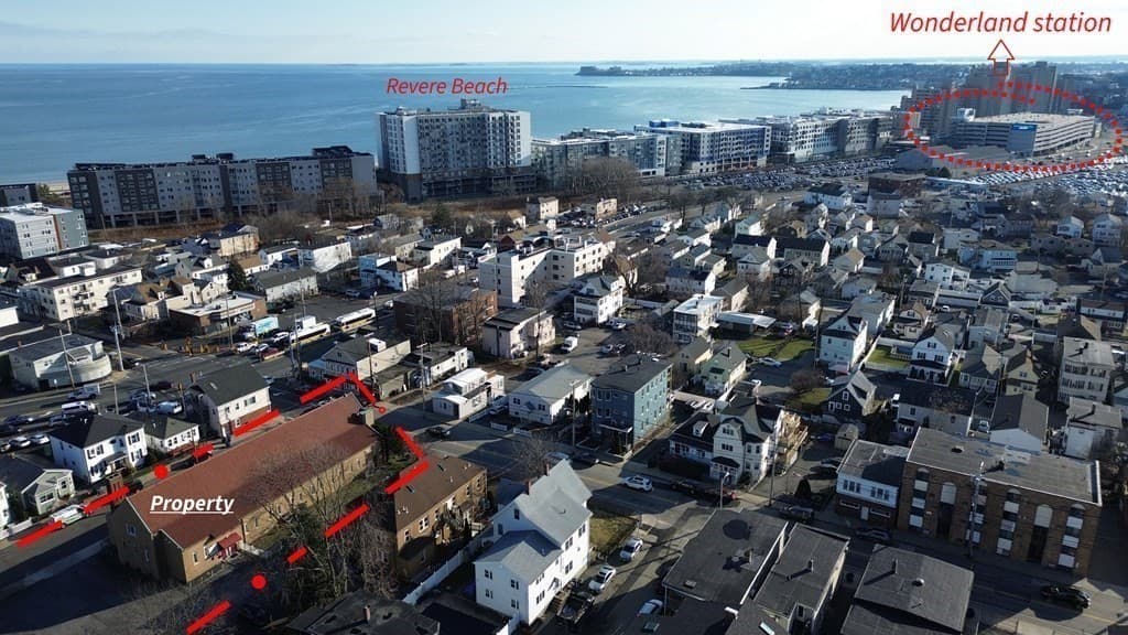 500 Revere St photo 4