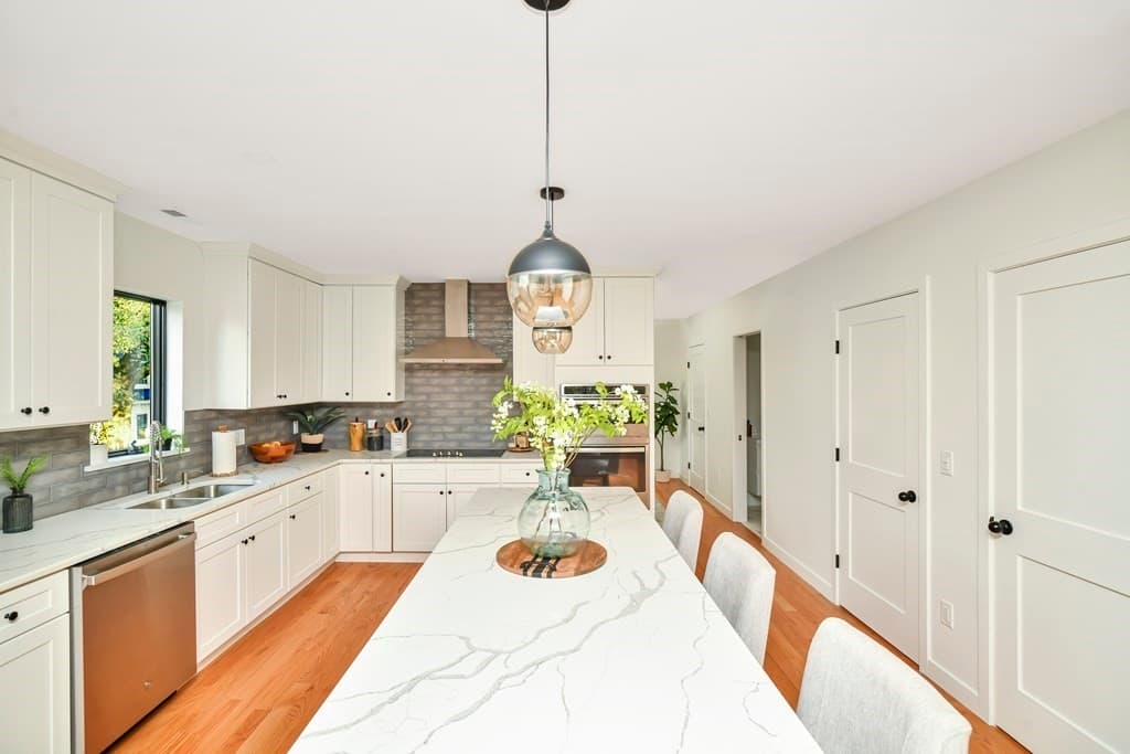 148 Columbia Street #A photo 4