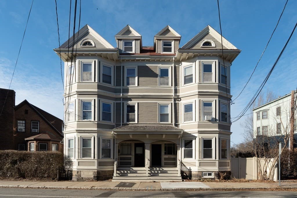 201 High St