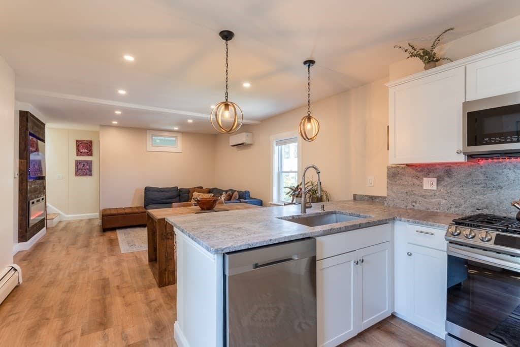 5 Everett Court #APT#2 photo 2