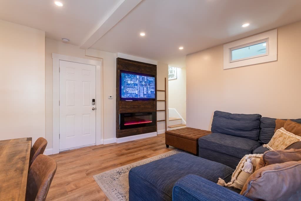 5 Everett Court #APT#2 photo 4