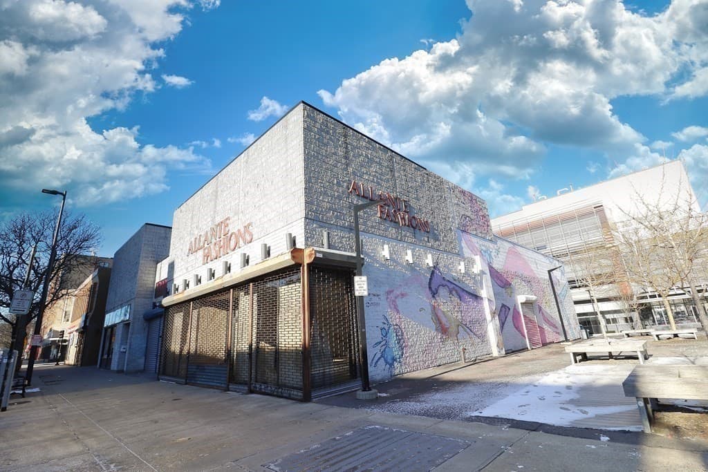 431 Essex Street photo 4