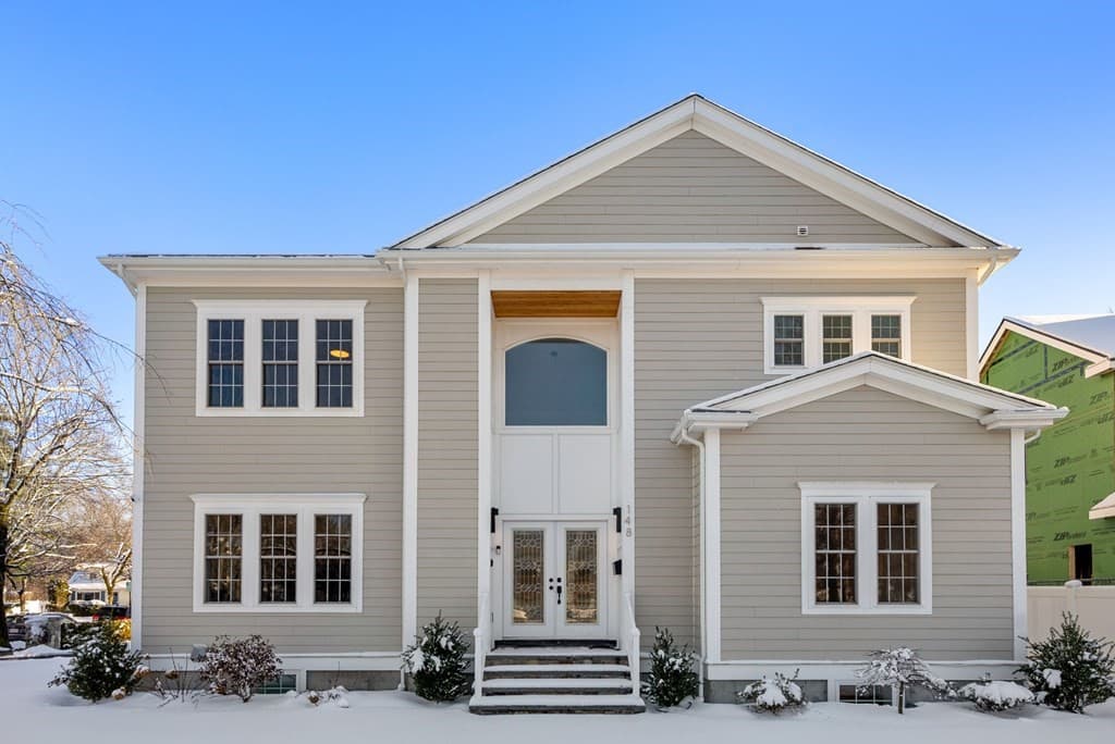 148 Lexington St
