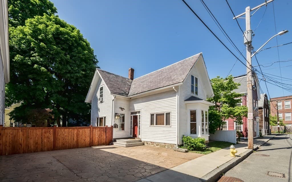 17 Fowler St photo 2