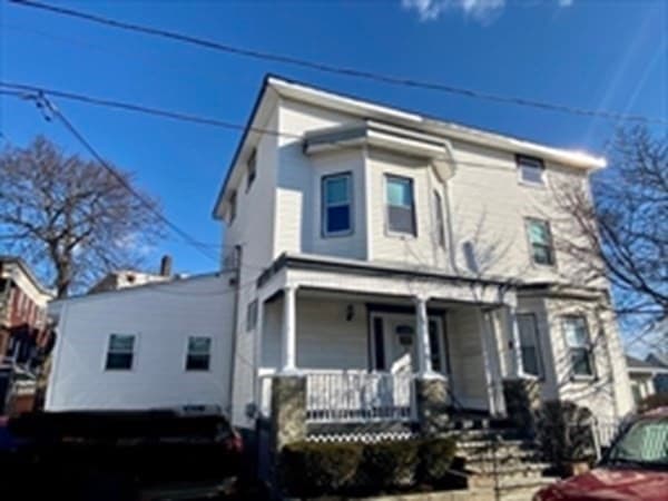940 Broadway photo 3