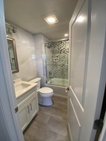 997 Hyde Park Avenue #2 photo 2