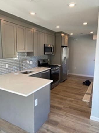 997 Hyde Park Avenue #2