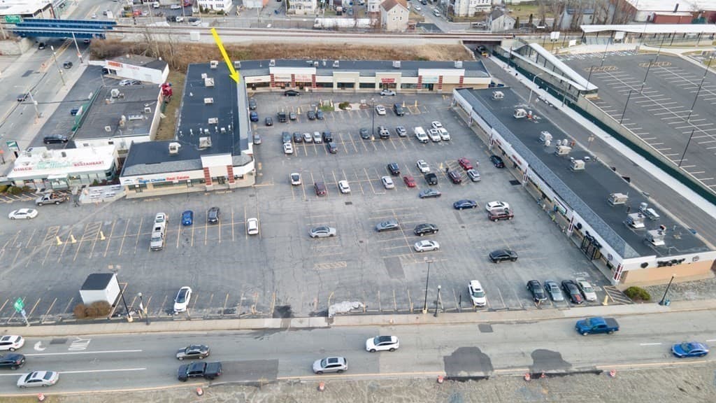 101 President Ave photo 2