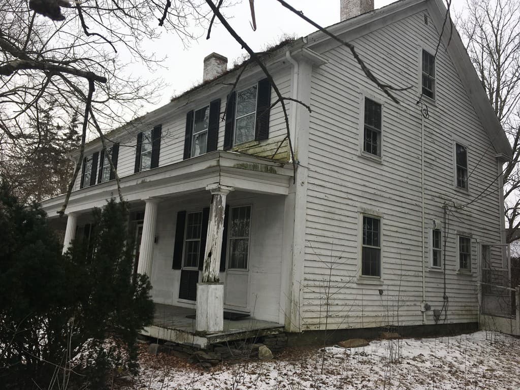 161 Howard photo 5