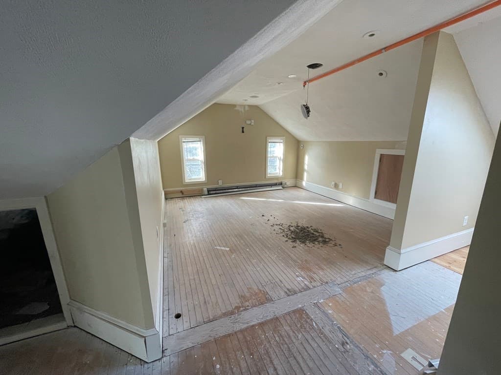 6 Windsor Street photo 2