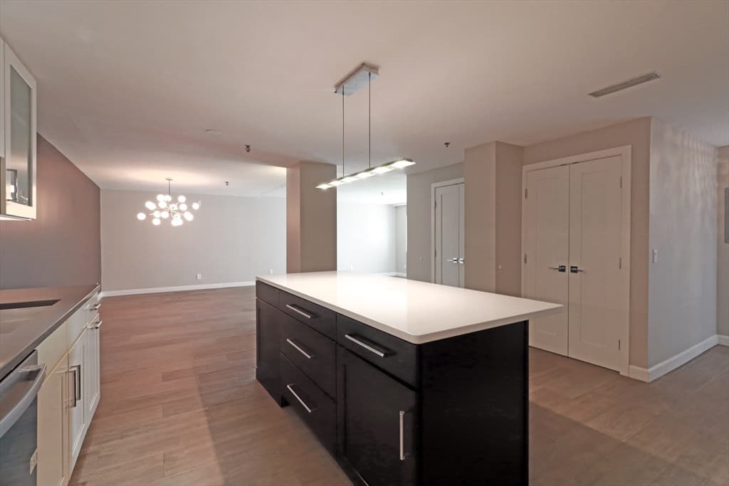 382 Ocean Ave #1501 photo 2