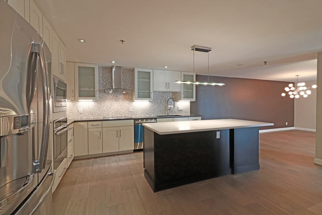 382 Ocean Ave #1501