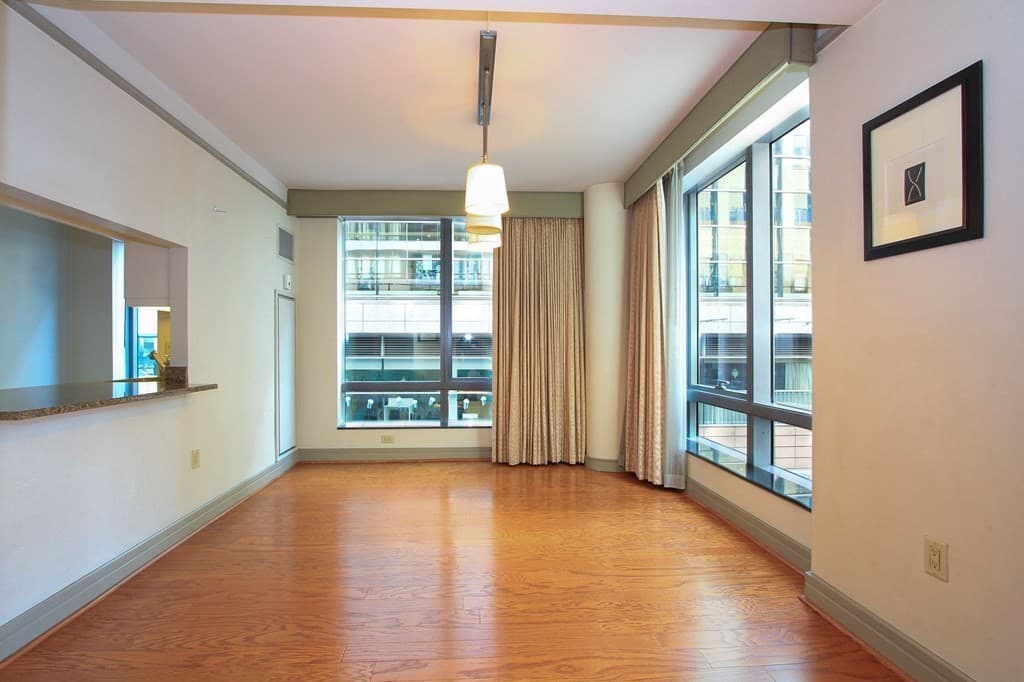 3 Avery St #404 photo 3