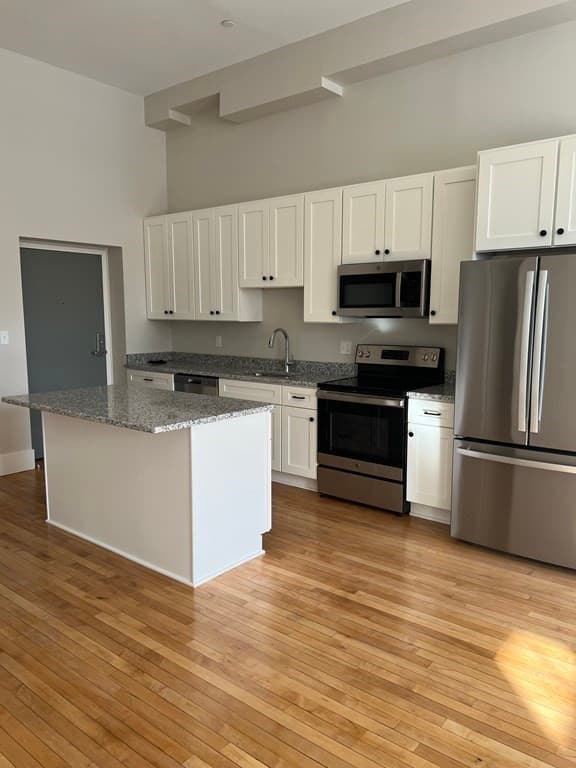 34 St Joseph Street #32 photo 5