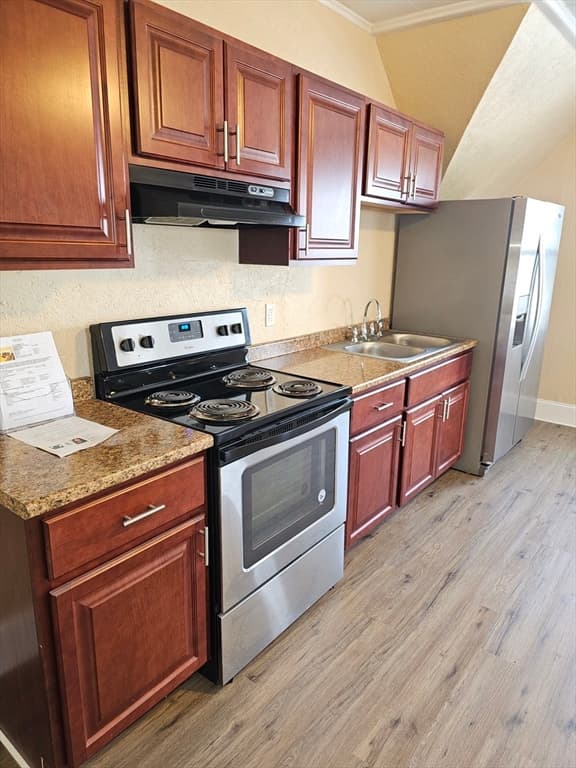 25 Lester St #1