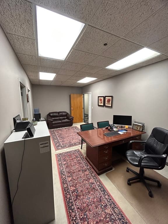555 Pleasant St #203 photo 2