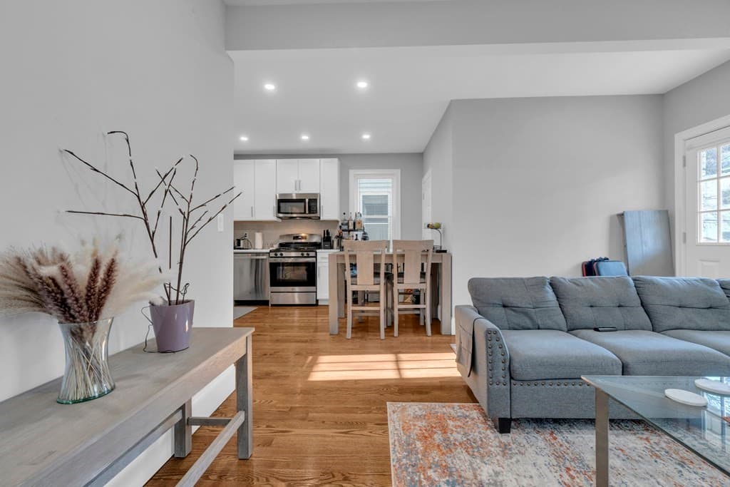 68 Harvest St