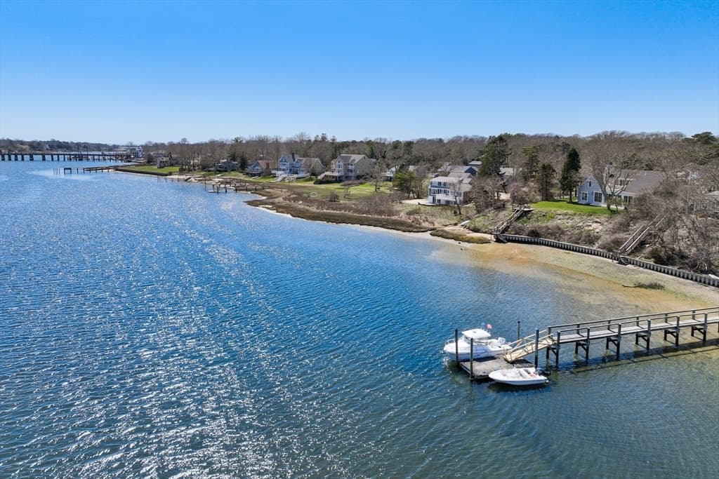 4 River Dr photo 2