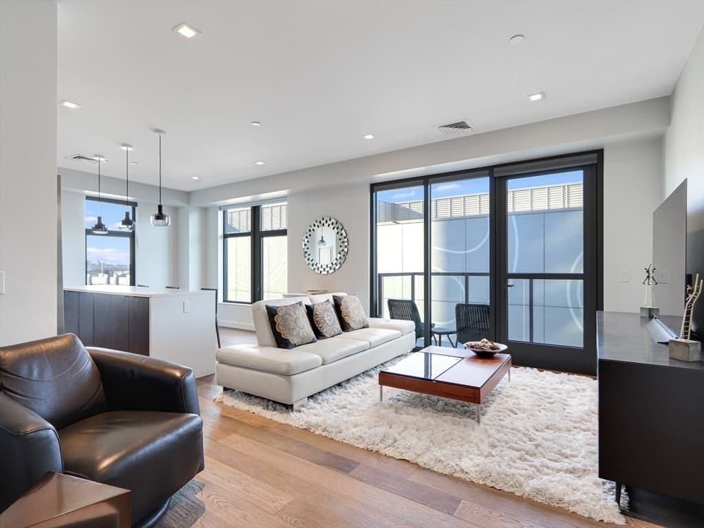375 Canal Street #614 photo 2