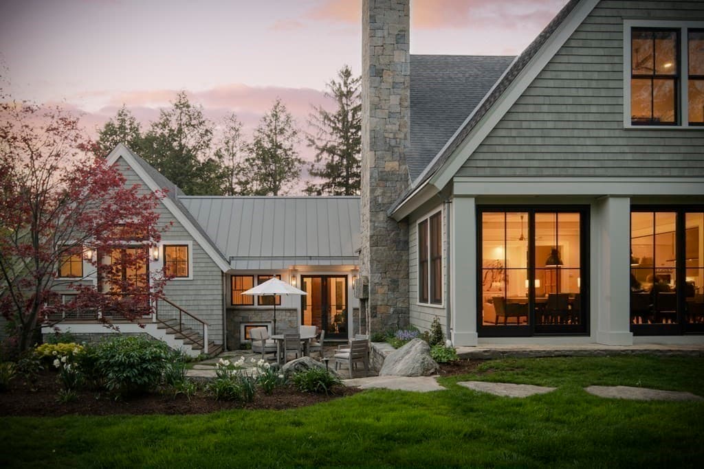 11 Robbins Road