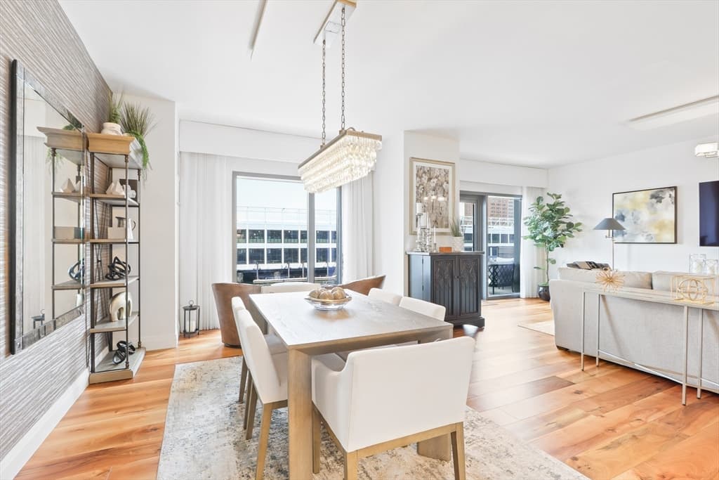 300 Pier 4 Blvd #3I photo 3