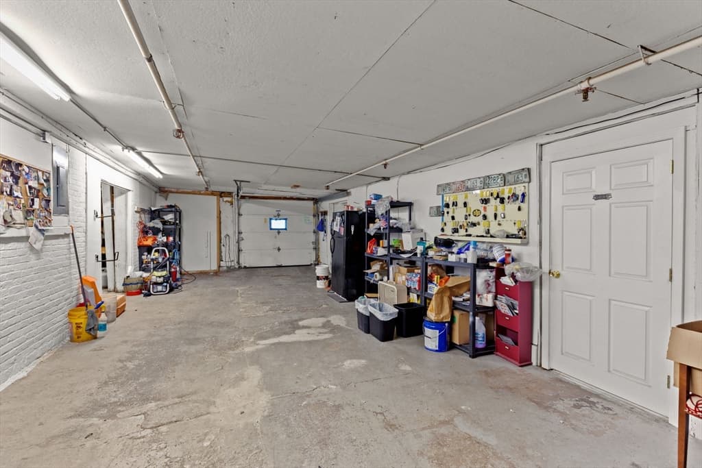 551B River St photo 4