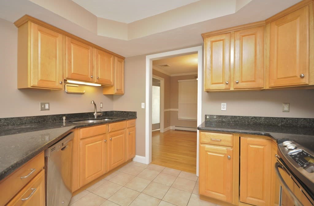 8 Tiffany Rd photo 5