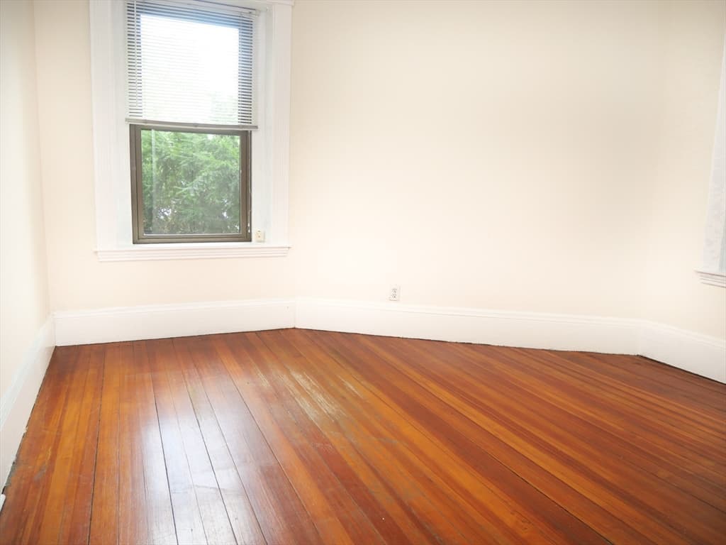 1378 Beacon #2 photo 3