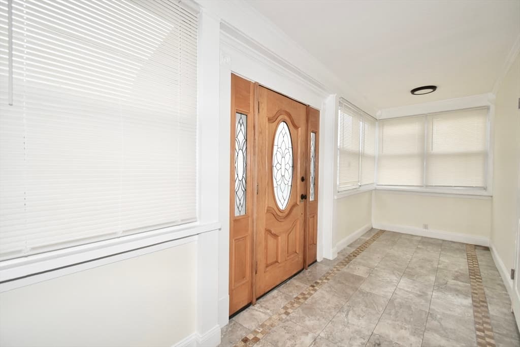 37 Cherrelyn St photo 3