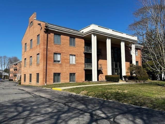 31 Church Green #203