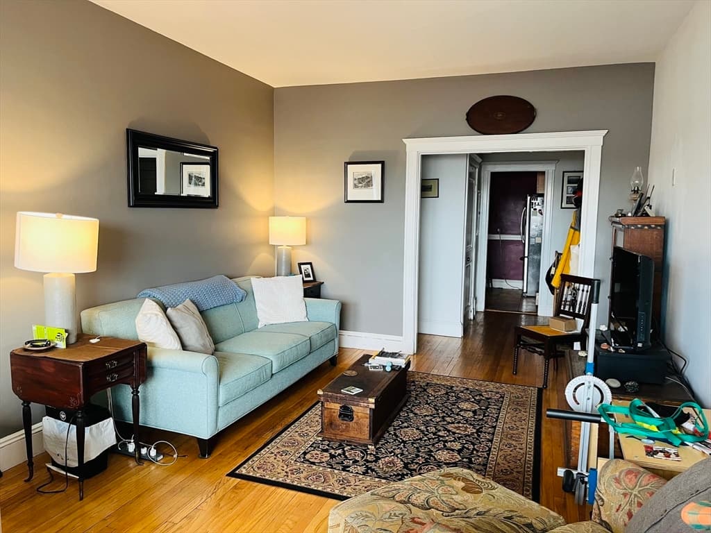246 S Huntington Ave #15 photo 3