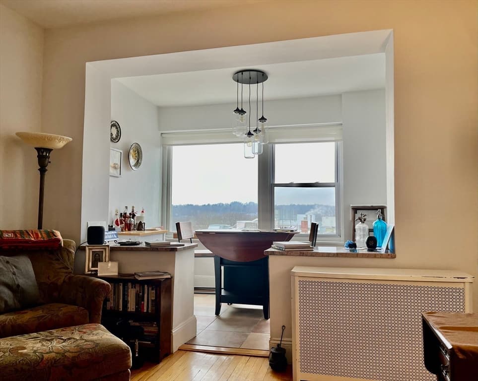 246 S Huntington Ave #15 photo 4