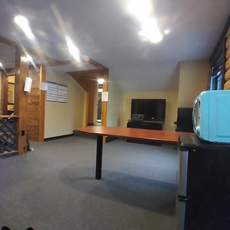 2511 Boston Rd photo 4