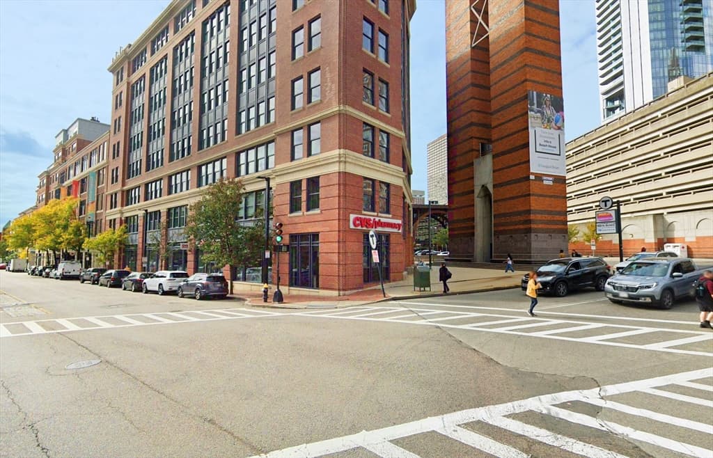 285 Columbus #1