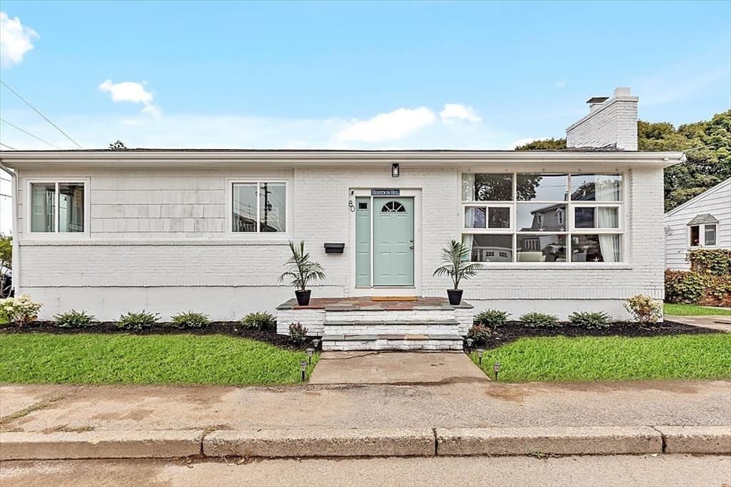 80 Cental Ave- Summer Rental(Aug)