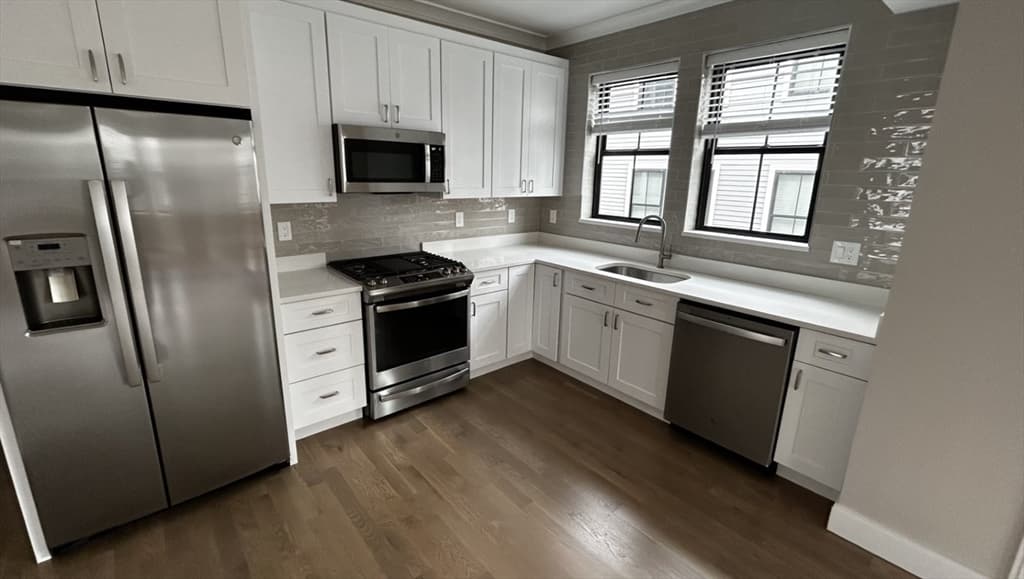 283 Lamartine St. #3