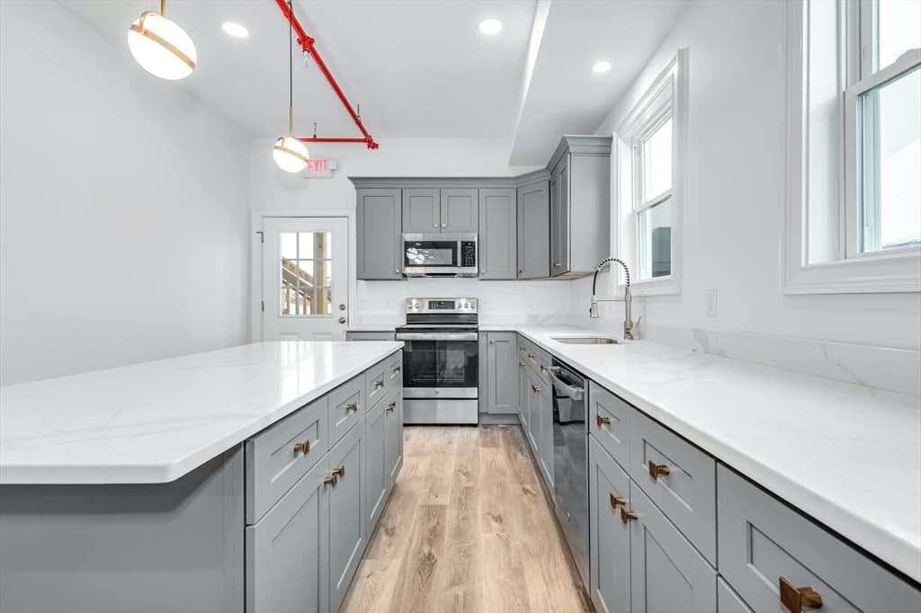 18 South St #2 photo 5