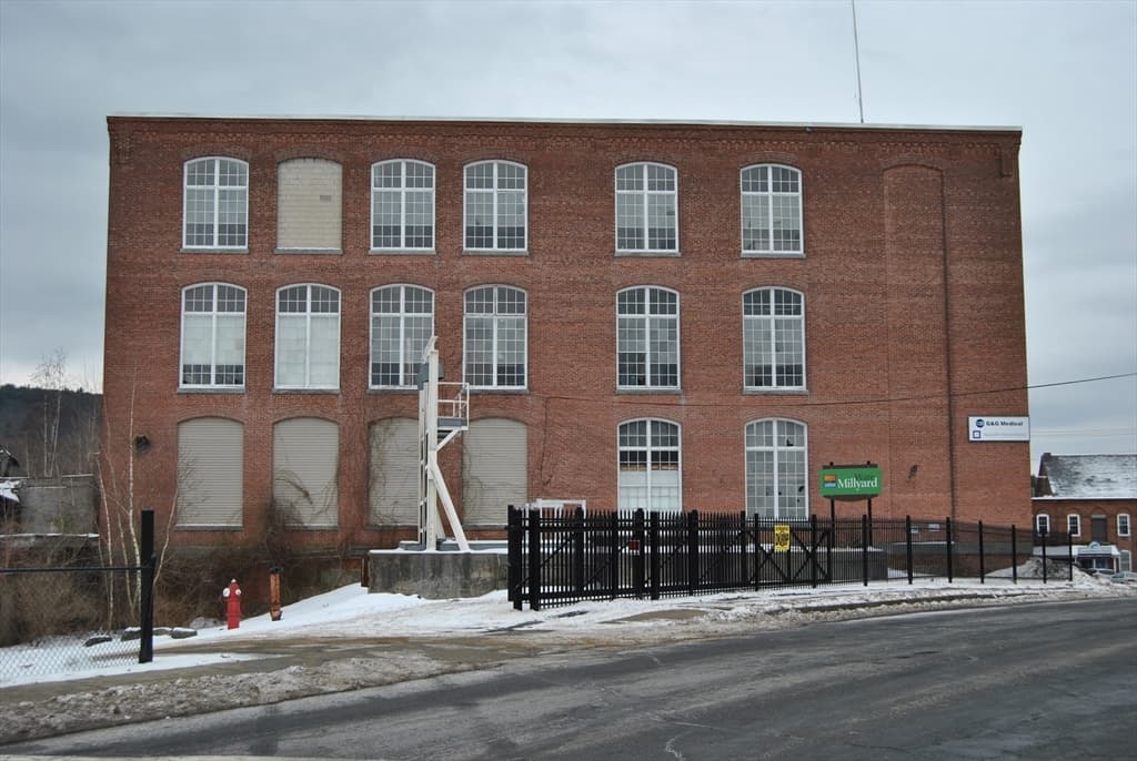 6 East Main Street photo 2
