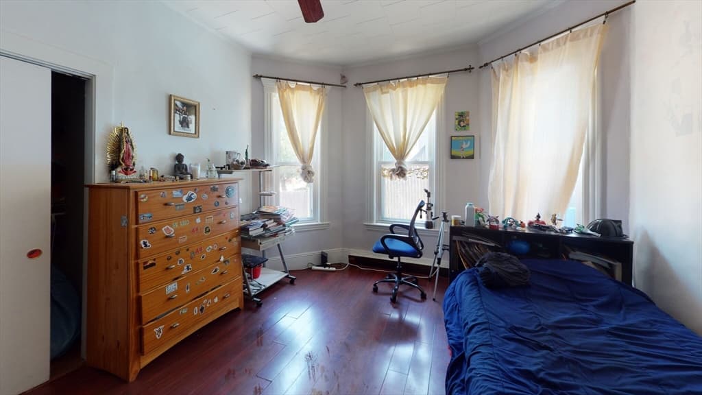 23 Endicott Ave #4 photo 2