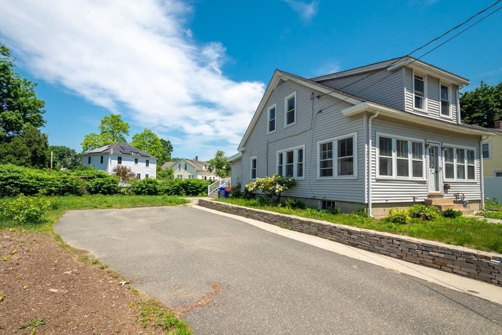 138 Great Rd