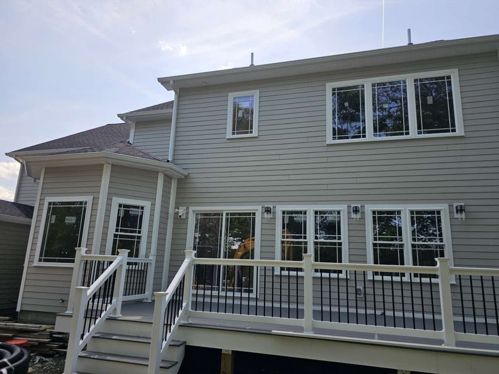 235 Lake Ave photo 4