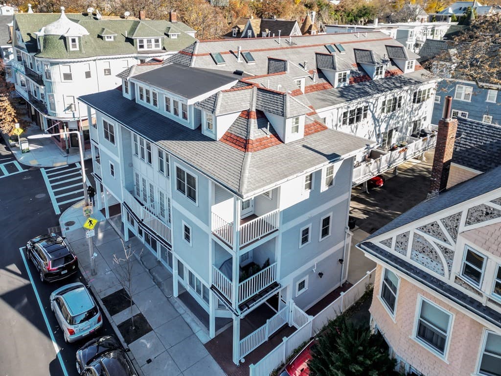 418 Centre Street #A & B photo 3
