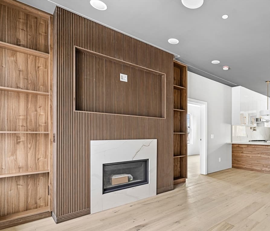 1 Cedar St #3