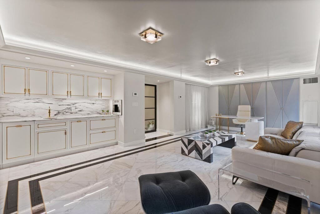 54 Commonwealth Ave #3/4 photo 5
