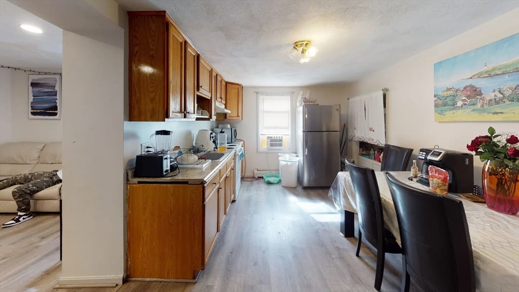 27 Kelley Court #B photo 2