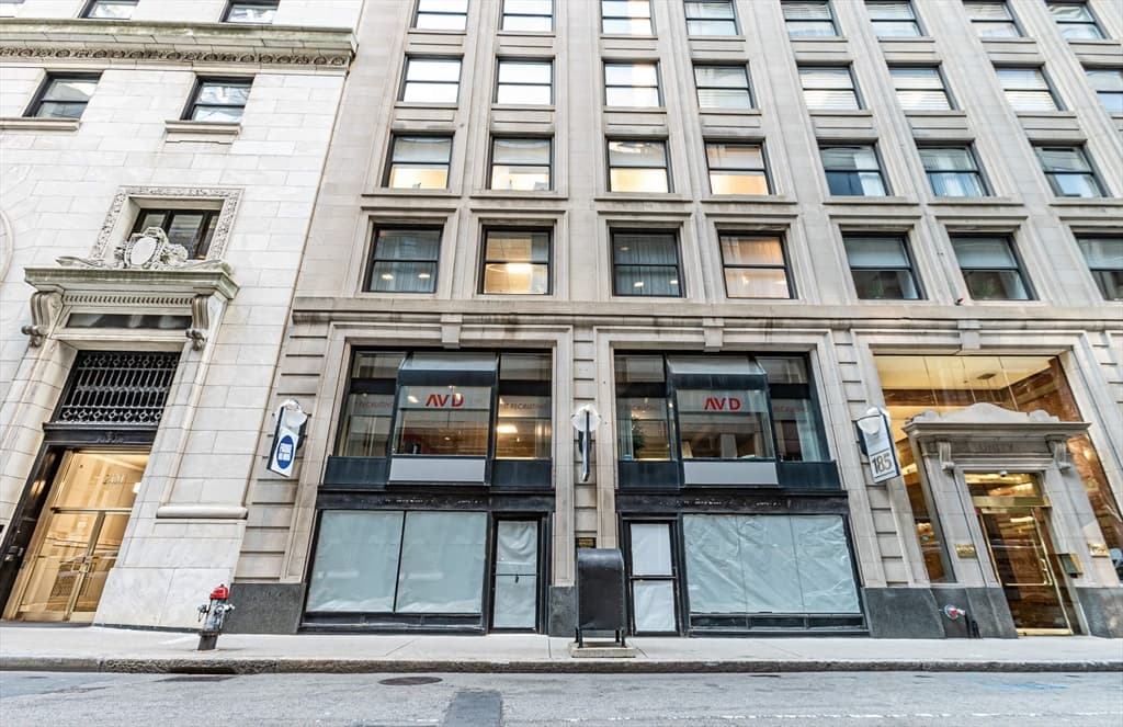 185 Devonshire #M100 photo 3