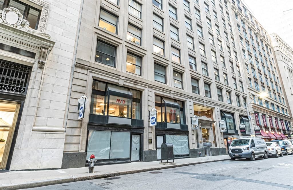 185 Devonshire #M100 photo 4