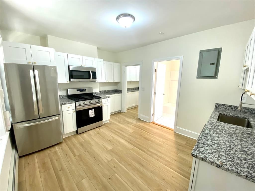 866 Huntington Avenue #2