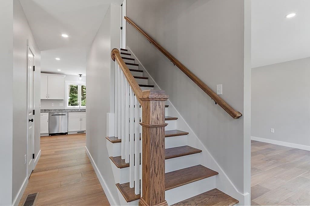 2 Cascade Drive photo 3