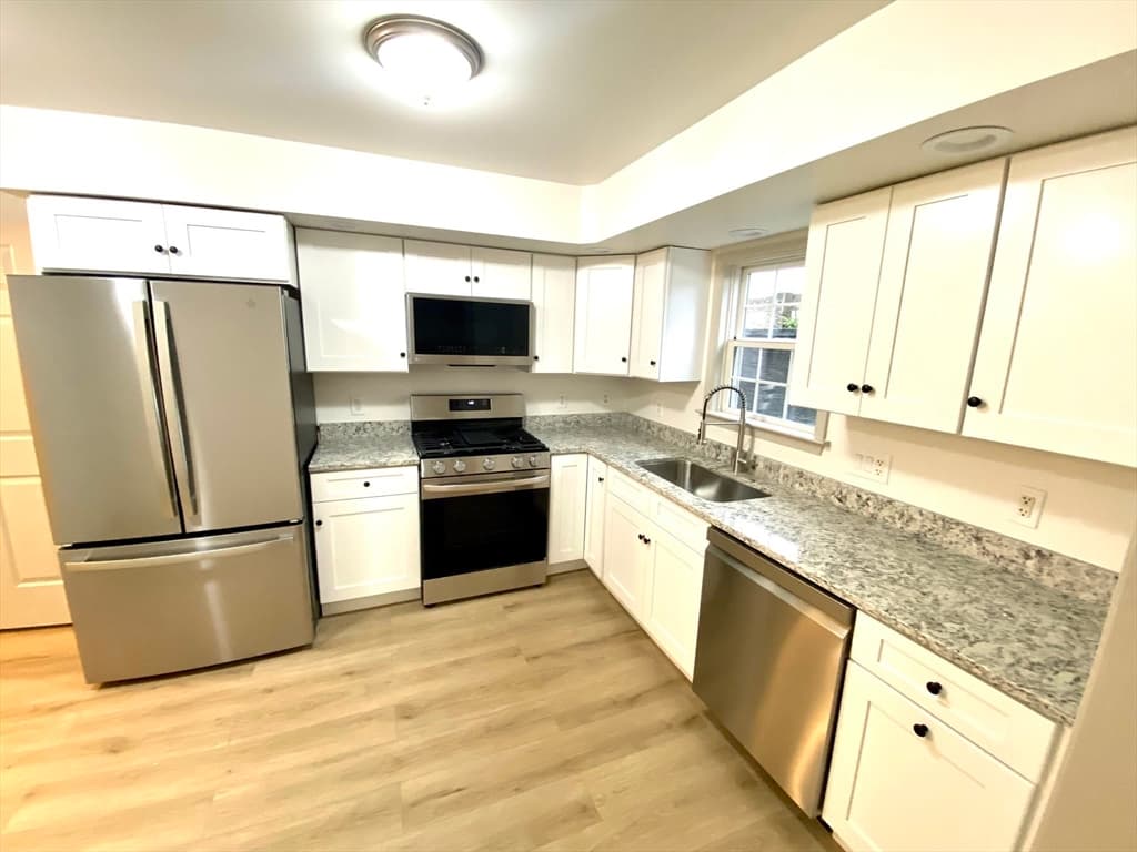 2595 Washington Street #2595 photo 2